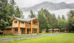 Отель Bella Coola Grizzly Tours Cabins  Хагенсборг